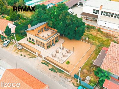 Prodej komerčního pozemku 673 m²