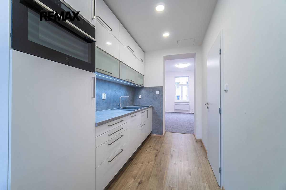 Pronájem bytu 1+1 31 m² – fotografie 5