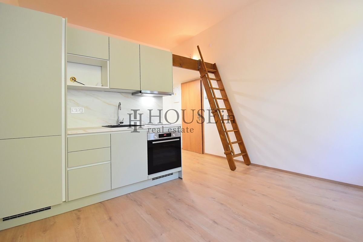 Pronájem bytu 1+kk 21 m²