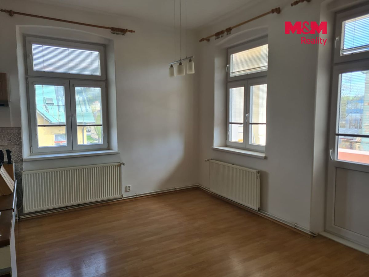 Pronájem bytu 3+kk 100 m² – fotografie 4