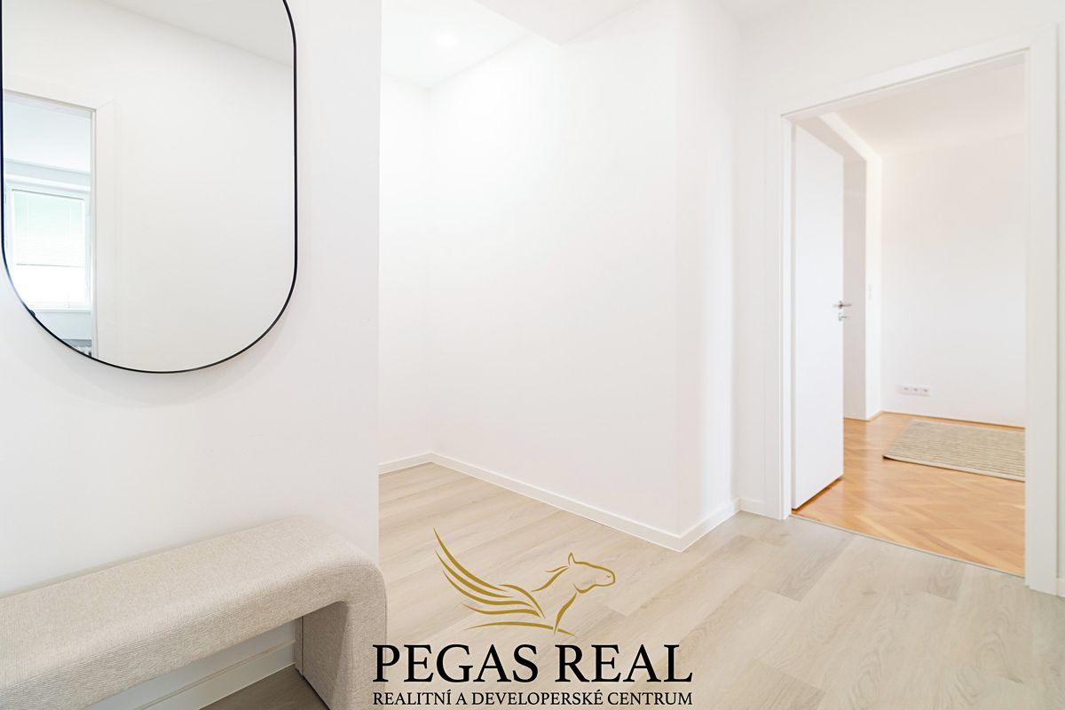 Pronájem bytu 2+kk 69 m² – fotografie 5
