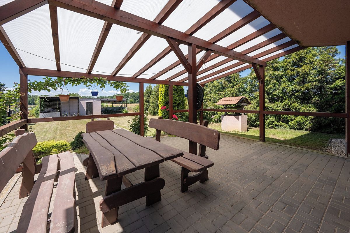 Prodej rodinného domu 148 m², pozemek 800 m² – fotografie 2