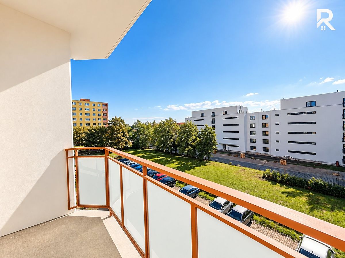 Pronájem bytu 2+1 53 m² – fotografie 3