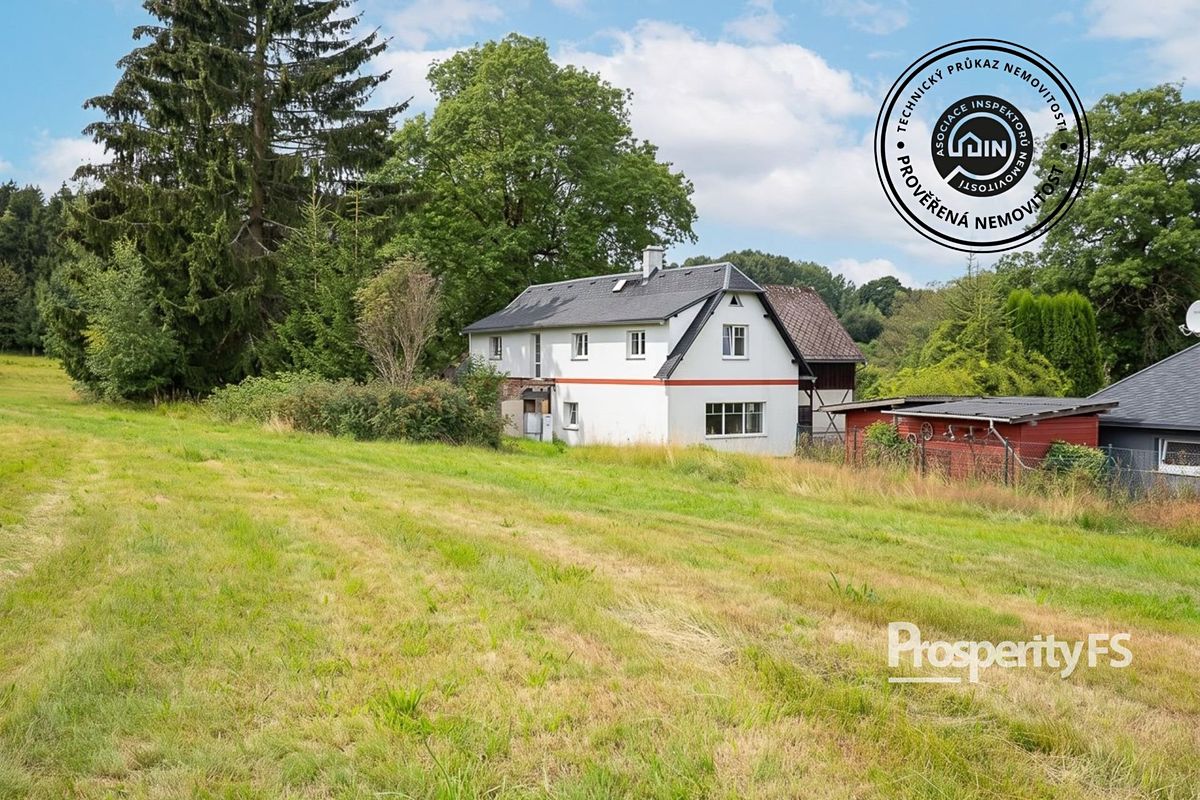 Prodej rodinného domu 180 m², pozemek 1237 m²