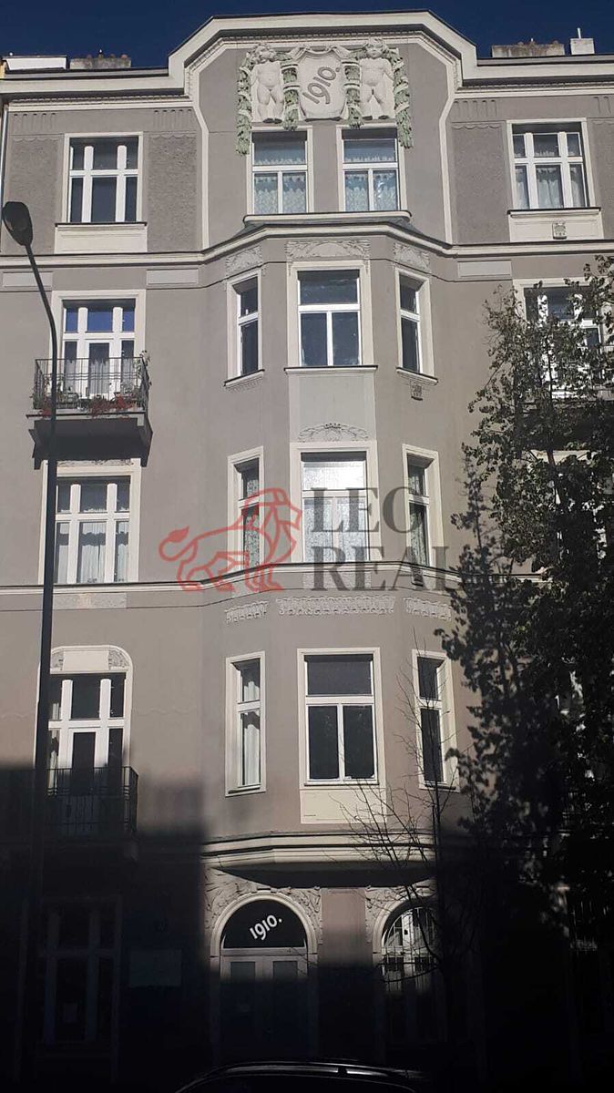 Pronájem kanceláře 150 m²