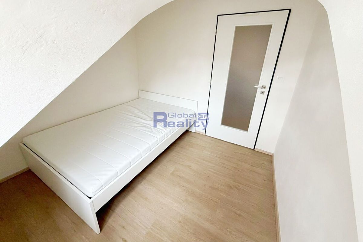 Pronájem bytu 2+kk 39 m² – fotografie 5