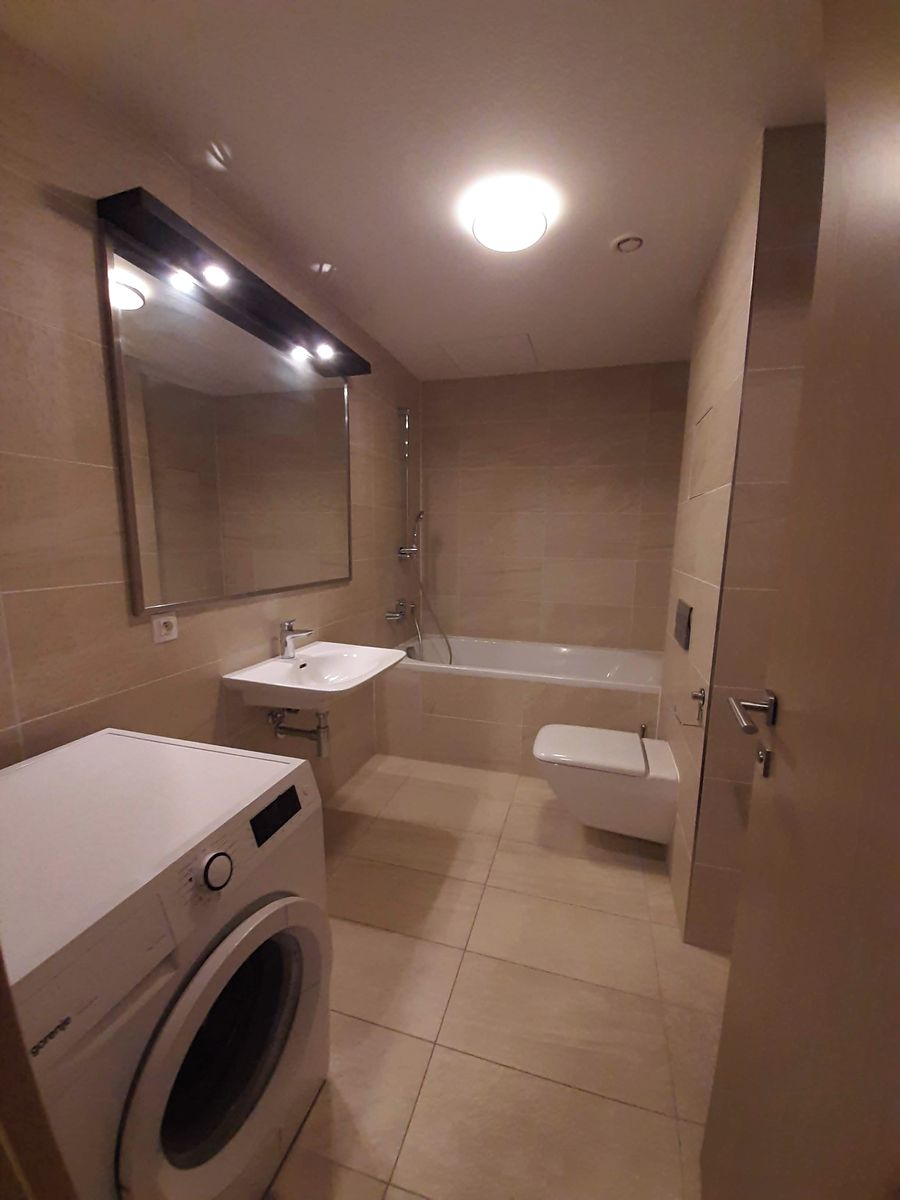 Pronájem bytu 2+kk 52 m² – fotografie 2