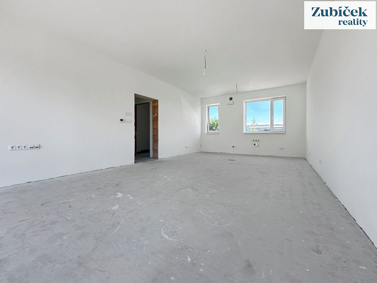 Prodej rodinného domu 132 m², pozemek 295 m² – fotografie 4