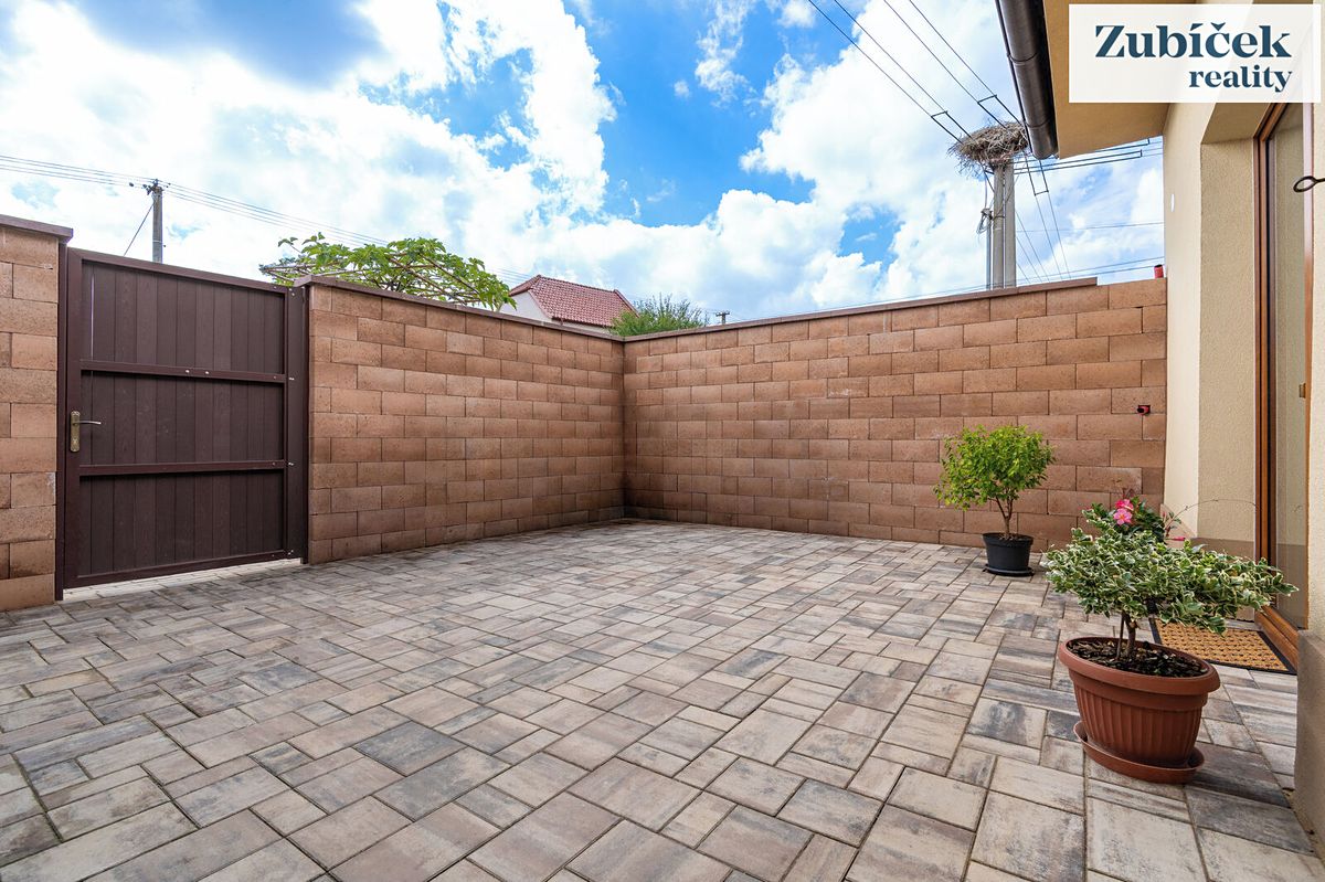 Prodej rodinného domu 82 m², pozemek 102 m² – fotografie 5