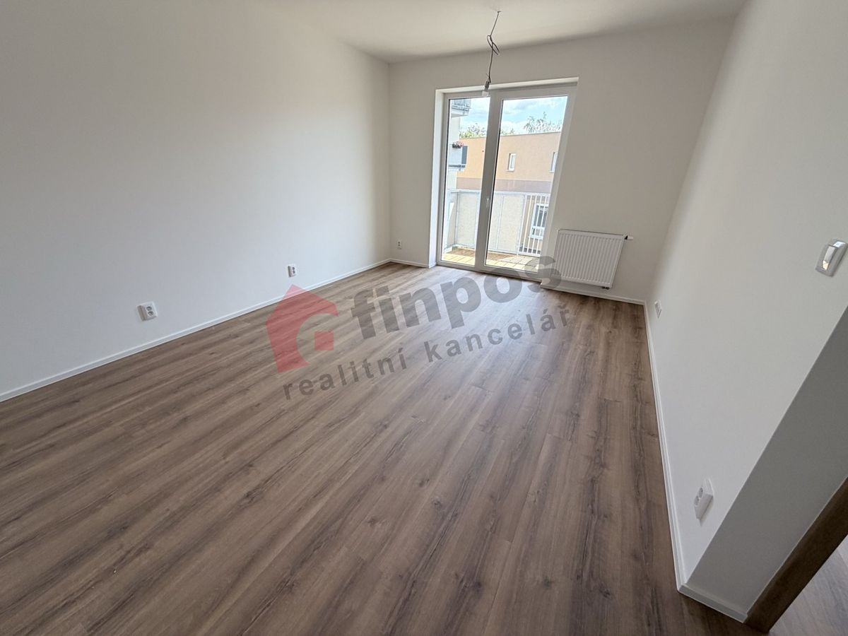 Pronájem bytu 2+kk 45 m² – fotografie 5