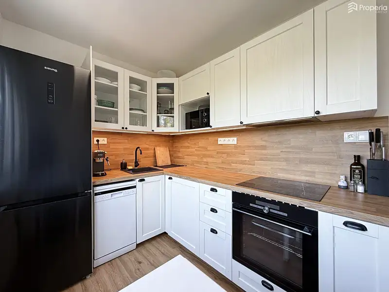 Prodej bytu 3+1 73 m², Hodonín – náhled fotky 2