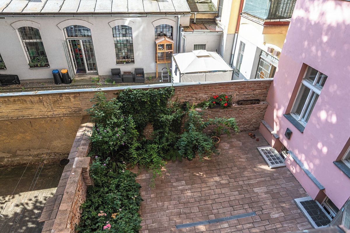 Pronájem bytu 2+1 75 m² – fotografie 4