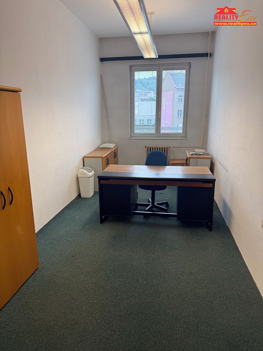 Pronájem kanceláře 16 m² – fotografie 4
