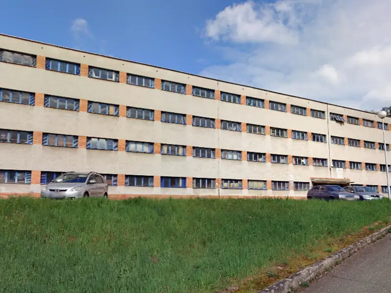 Pronájem garáže 16 m², Zlín – náhled fotky 3