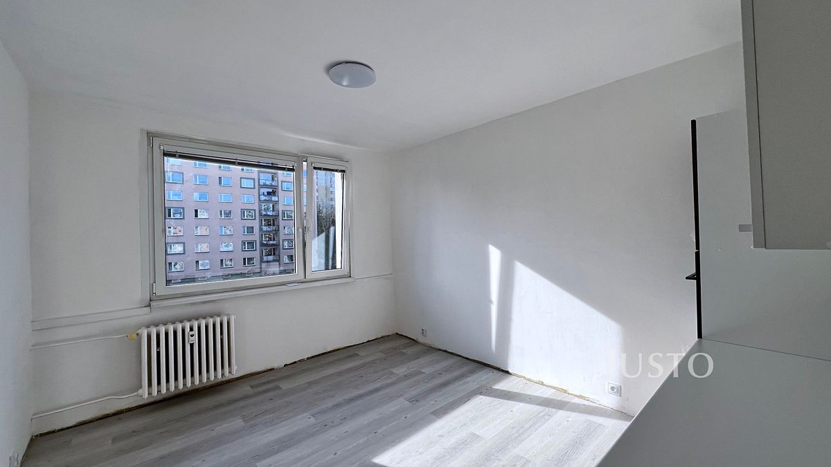 Pronájem bytu 2+kk 38 m² – fotografie 4