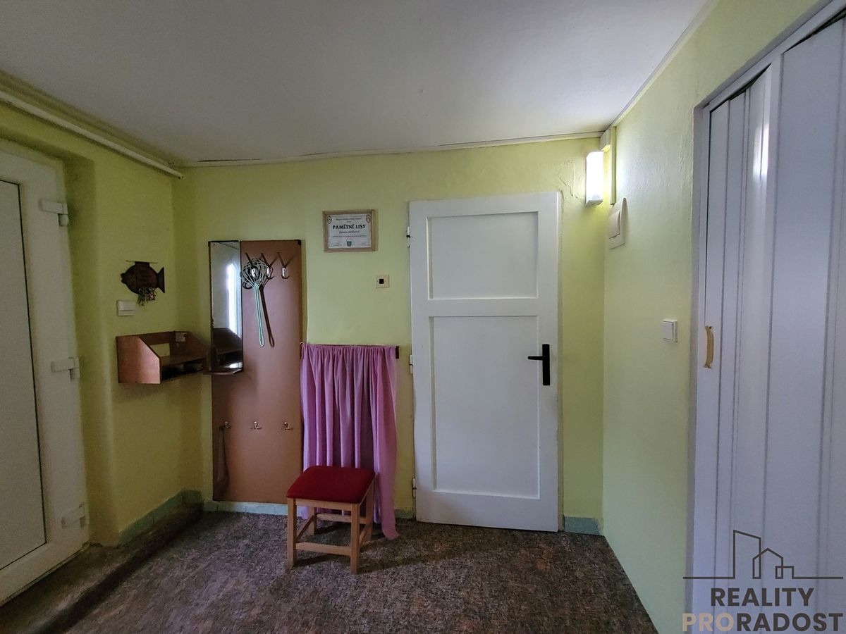 Prodej rodinného domu 87 m², pozemek 308 m² – fotografie 3