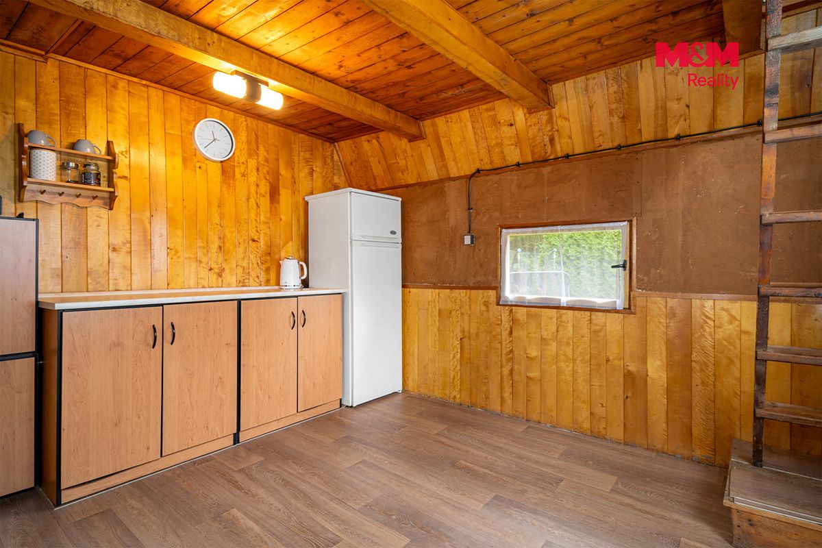 Prodej chaty 22 m², pozemek 797 m² – fotografie 2