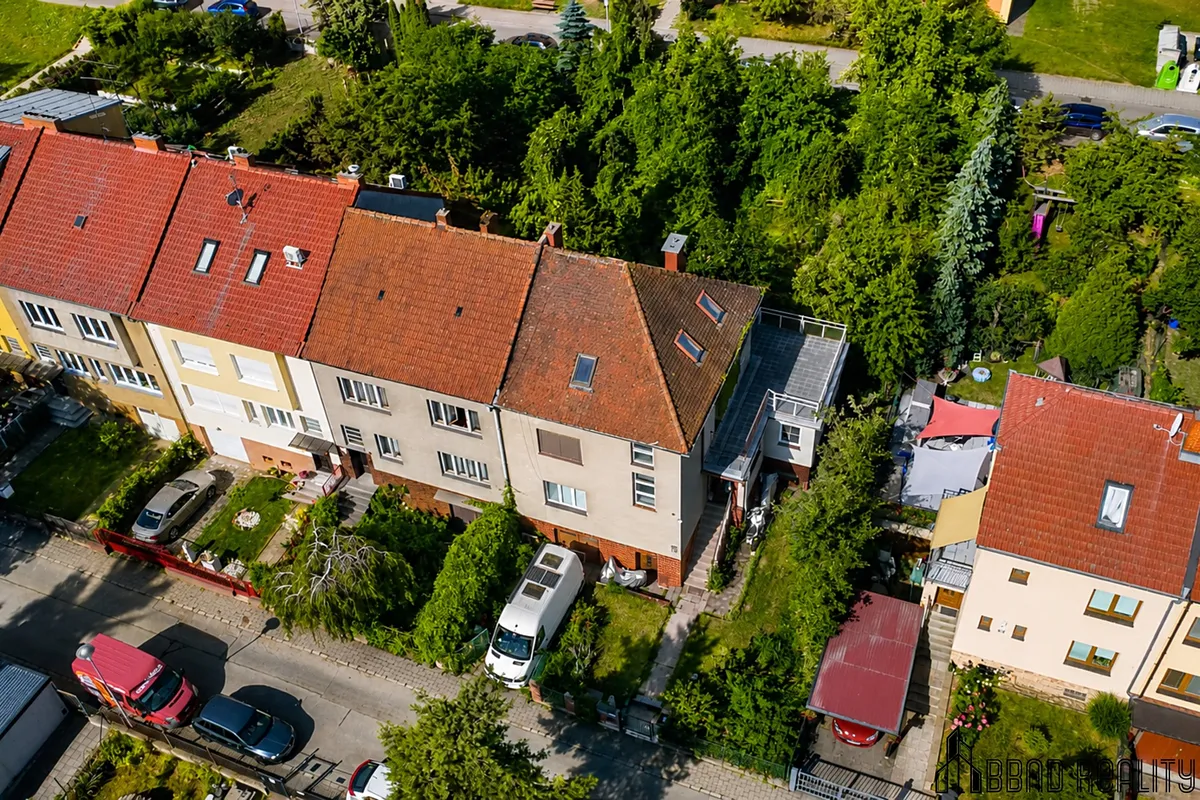 Prodej rodinného domu 168 m², pozemek 591 m² — fotografie 4