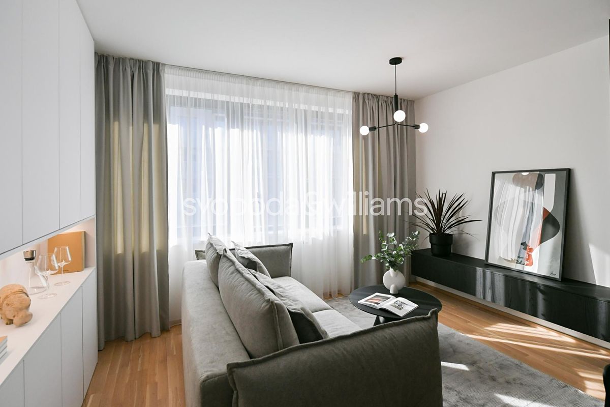 Pronájem bytu 2+kk 62 m²