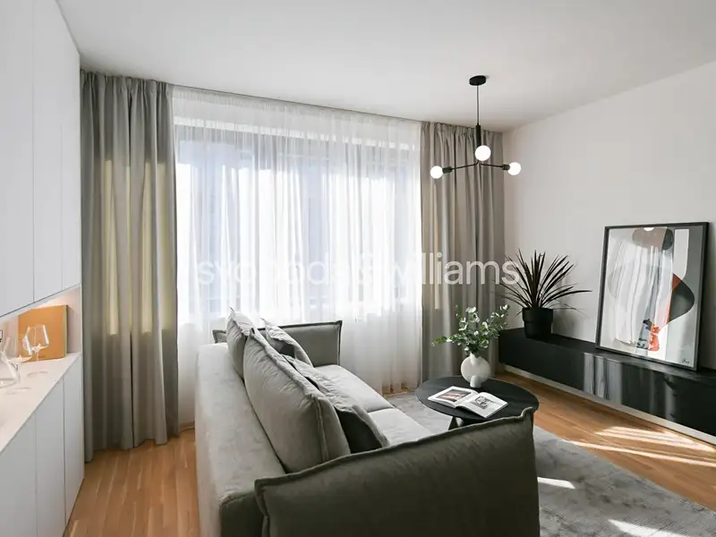 Pronájem bytu 2+kk 62 m², Praha – náhled fotky 1
