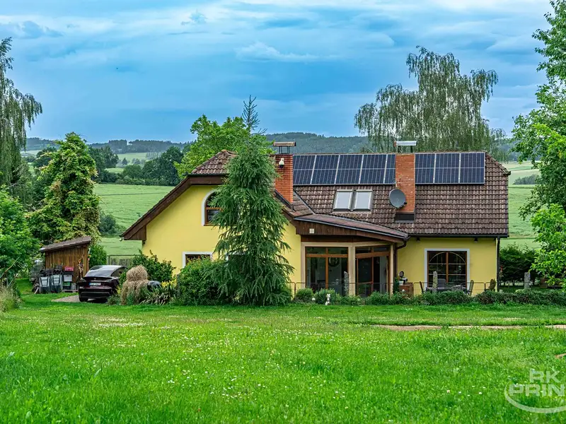 Prodej rodinného domu 220 m², pozemek 3222 m², Bavorov – náhled fotky 3