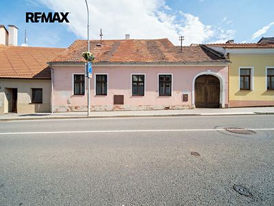 Prodej rodinného domu 140 m², pozemek 675 m²