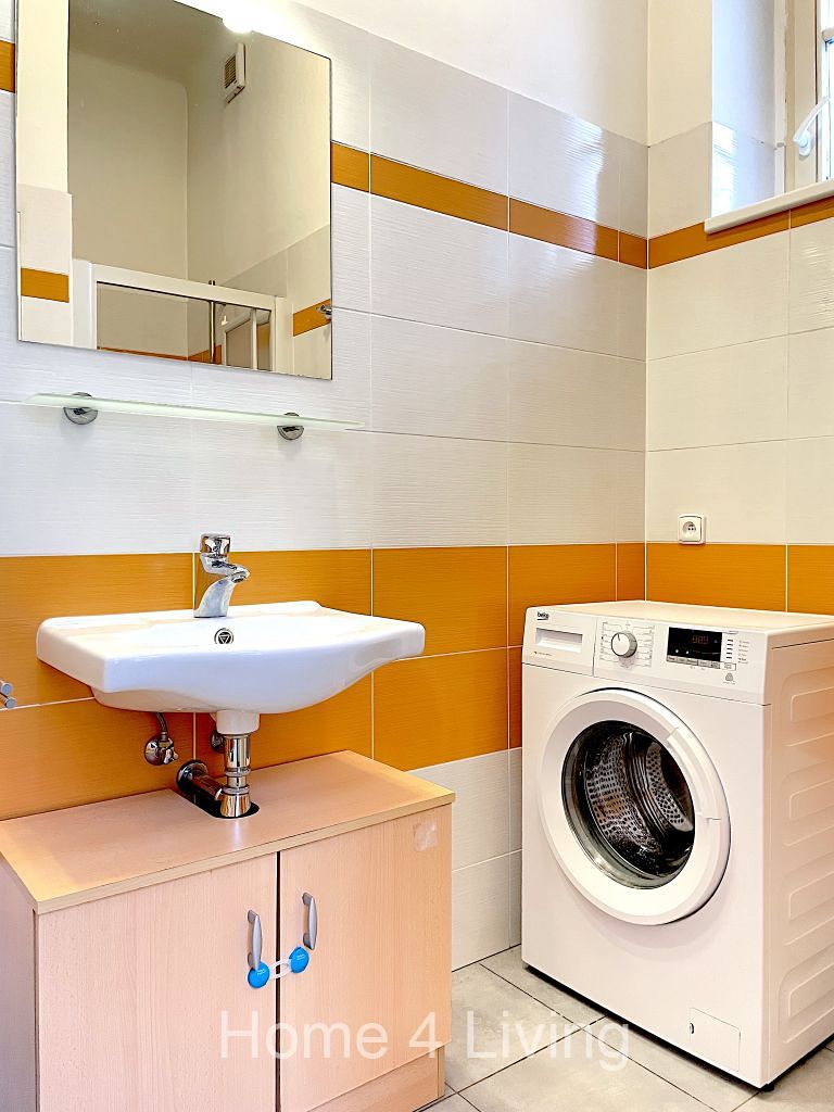 Pronájem bytu 2+1 75 m² – fotografie 5