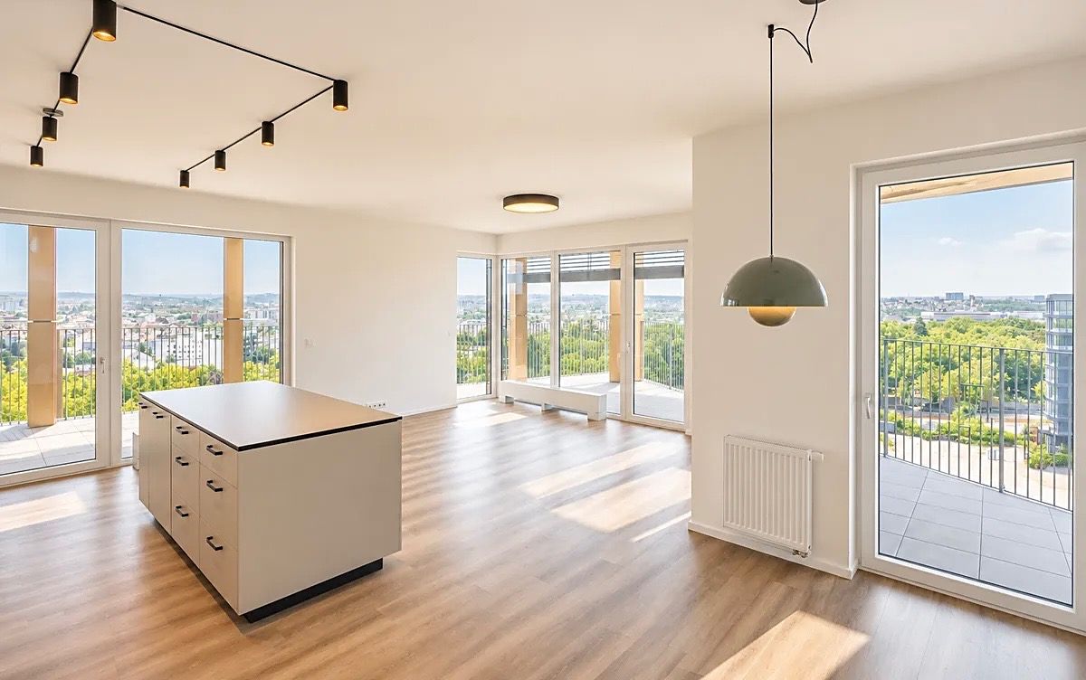 Pronájem bytu 4+kk 158 m²
