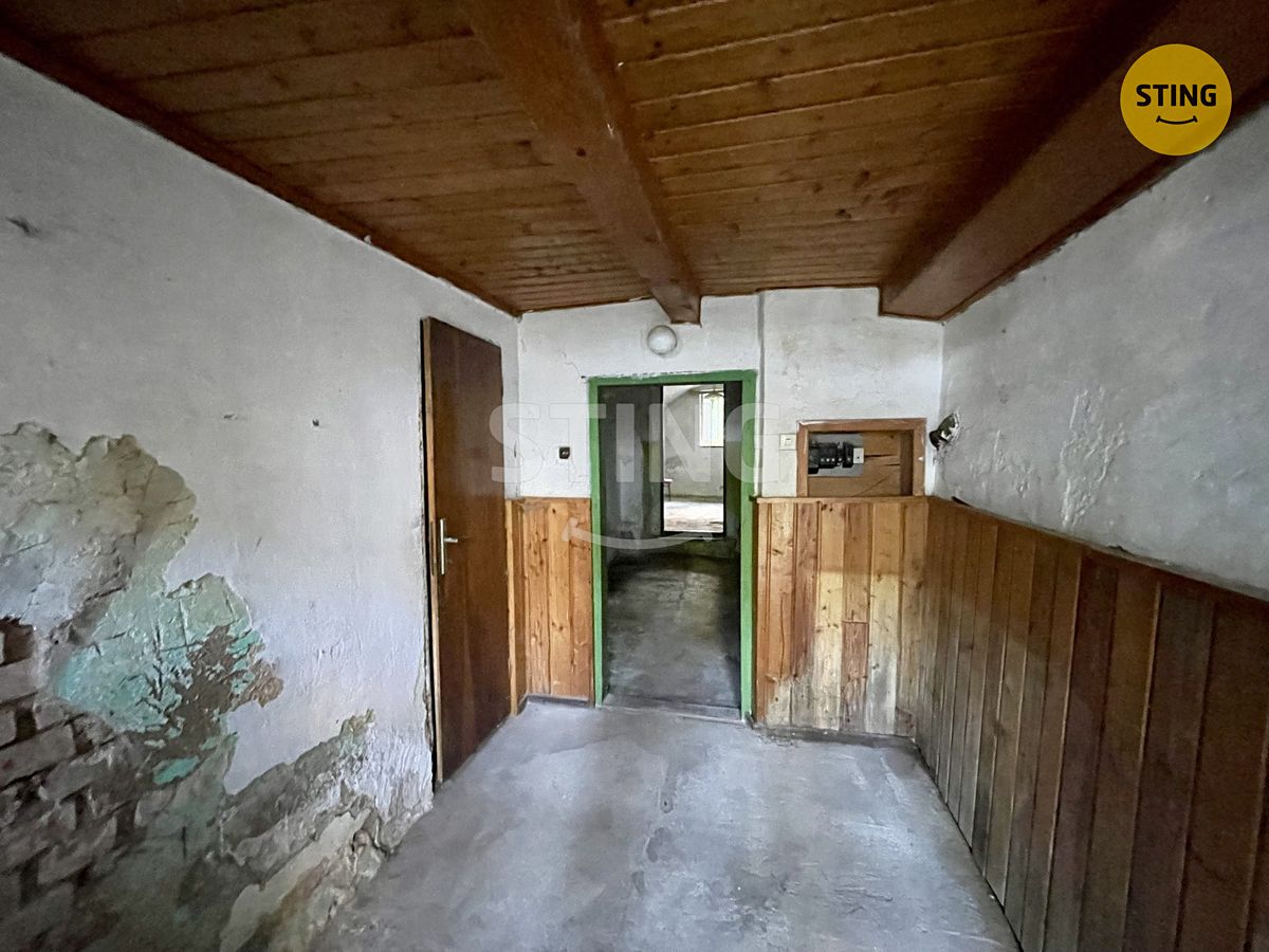 Prodej rodinného domu 110 m², pozemek 753 m² – fotografie 3