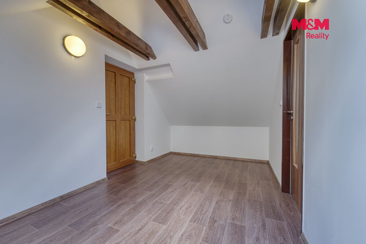 Pronájem bytu 2+kk 84 m² – fotografie 5