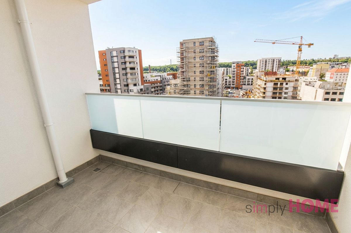 Pronájem bytu 2+kk 40 m² – fotografie 5