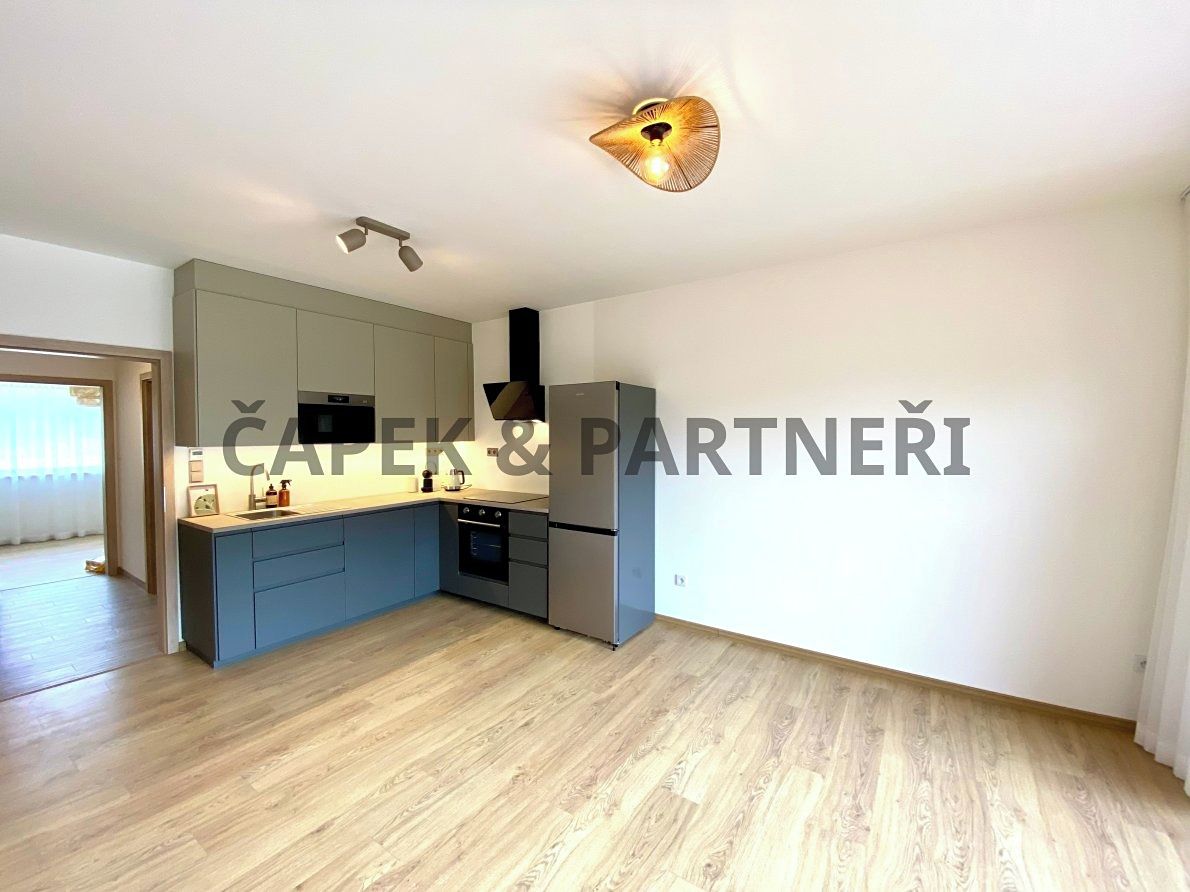Pronájem bytu 2+kk 51 m² – fotografie 2