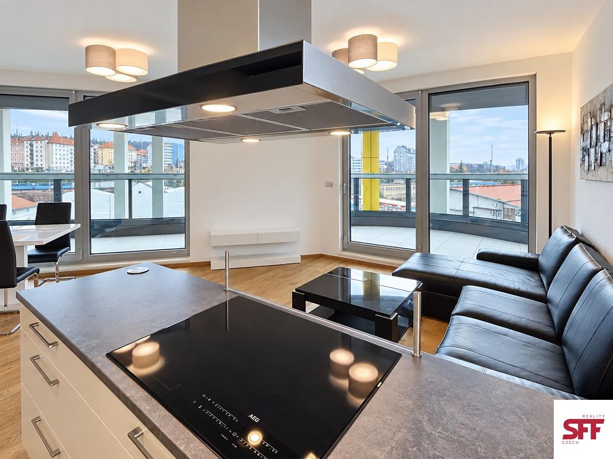 Pronájem bytu 3+kk 87 m² – fotografie 3