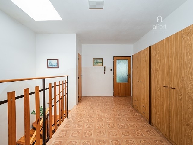 Будинок на продаж, 238 м² (18 з 29)