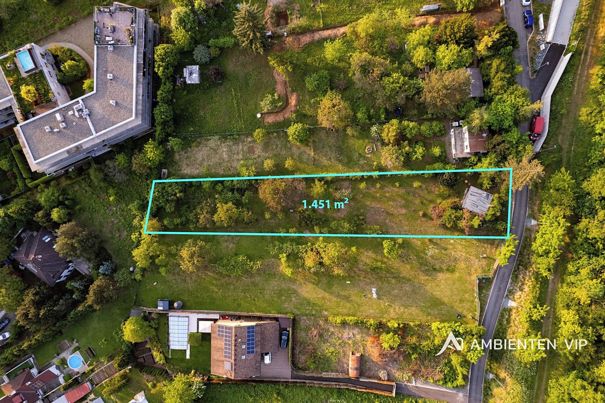 Prodej stavebního pozemku 1451 m² – fotografie 3