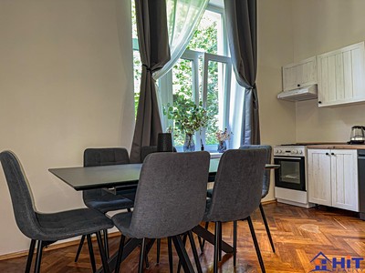 Pronájem bytu 2+1, 88 m² (2 z 20)