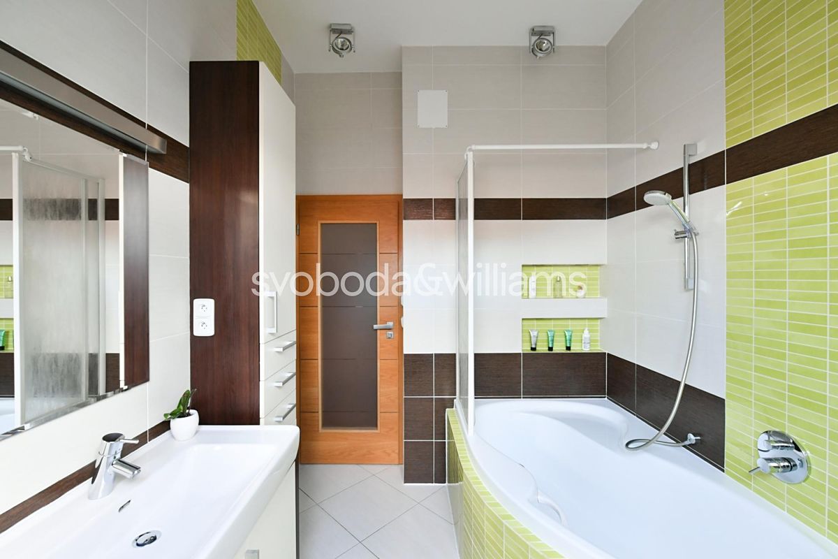 Pronájem bytu 3+kk 70 m² – fotografie 5