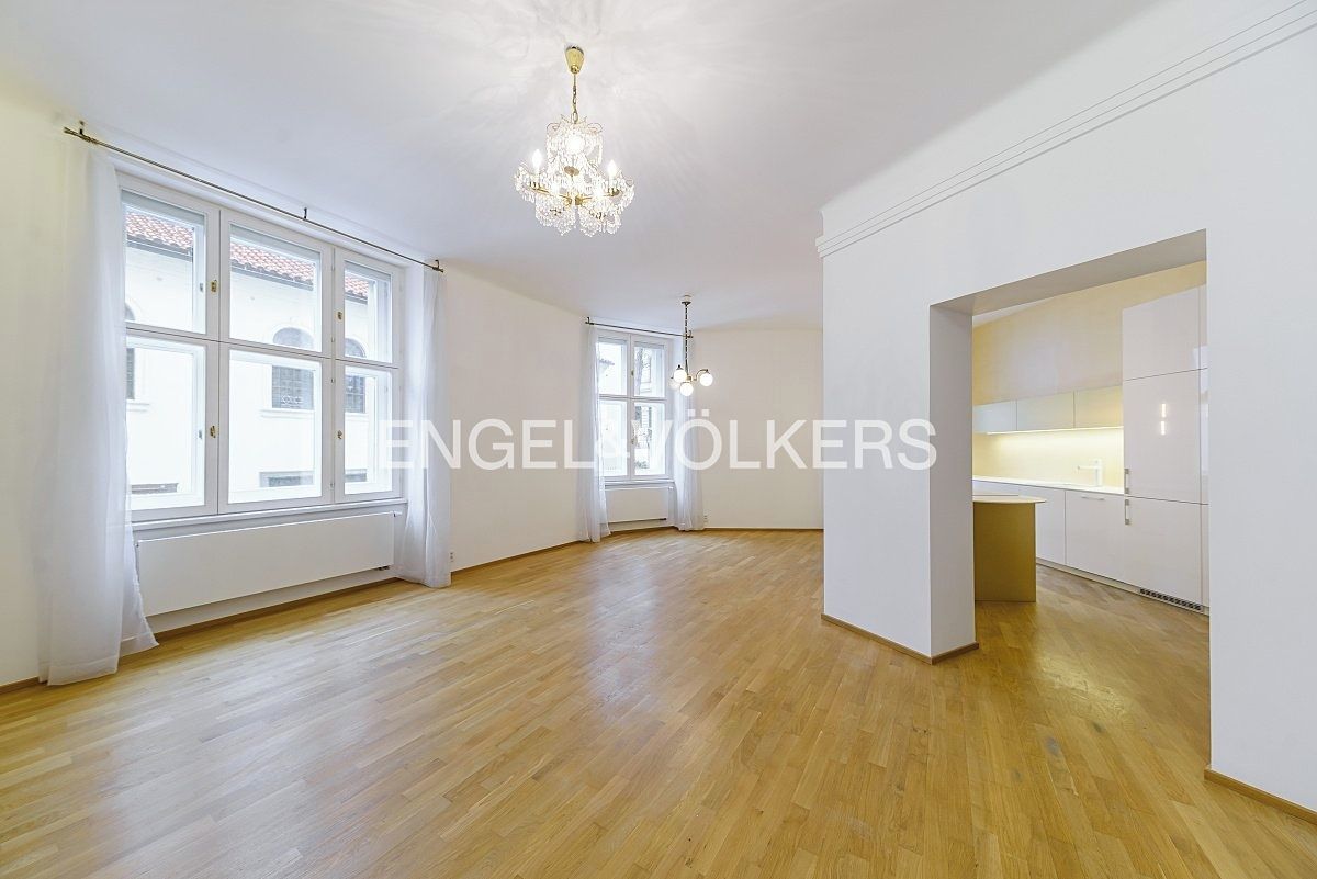 Pronájem bytu 3+kk 137 m²