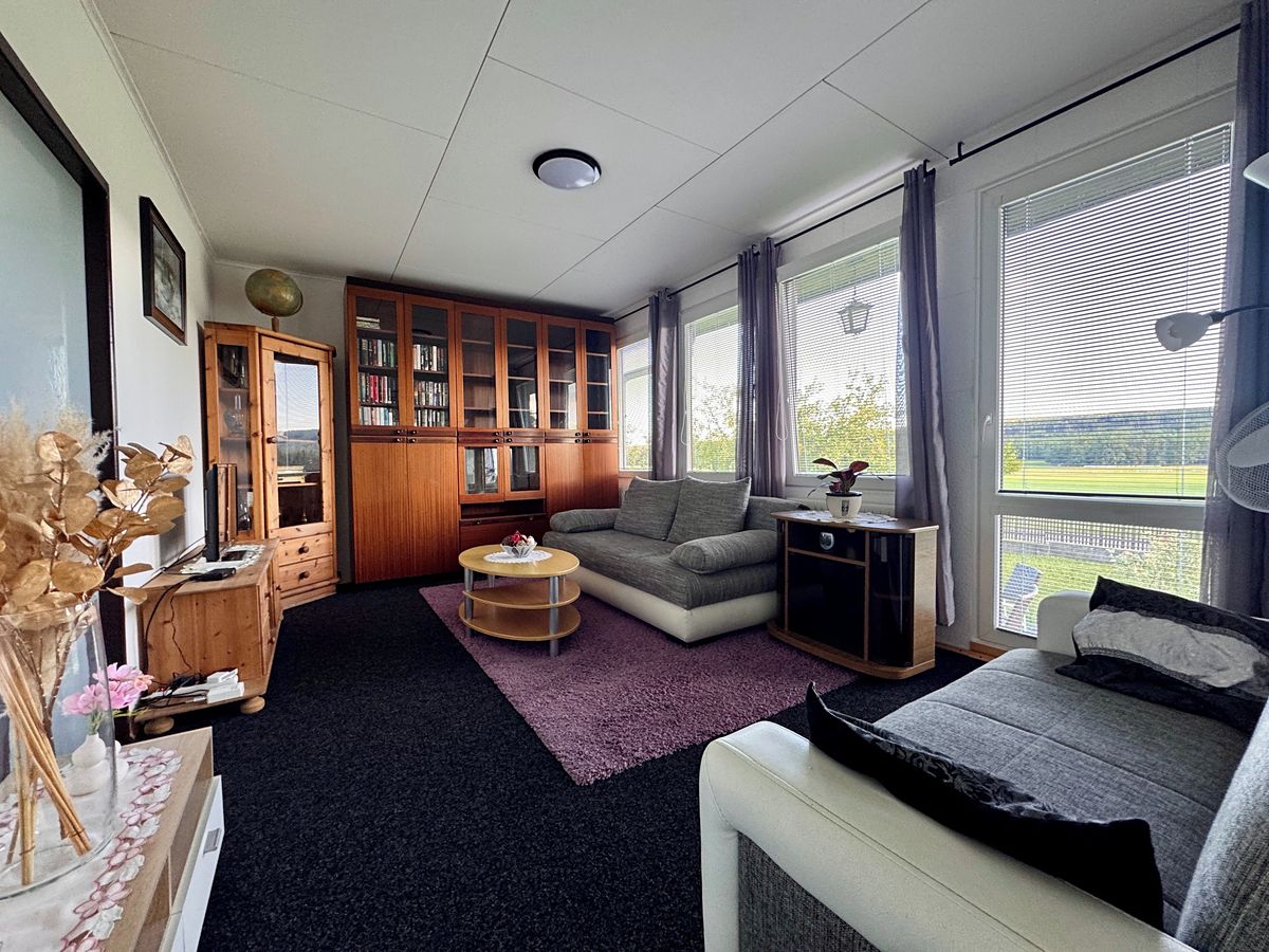 Pronájem rodinného domu 59 m², pozemek 906 m² – fotografie 3