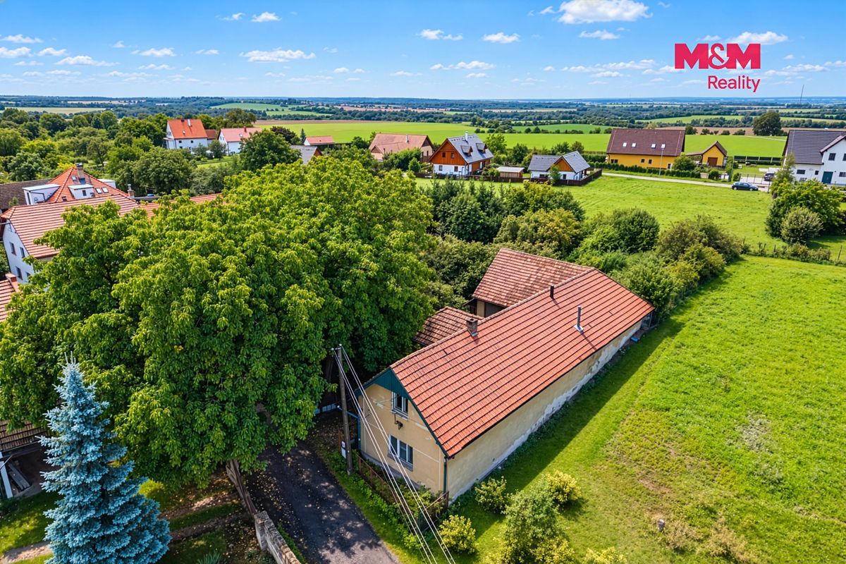 Prodej rodinného domu 196 m², pozemek 1246 m² – fotografie 5