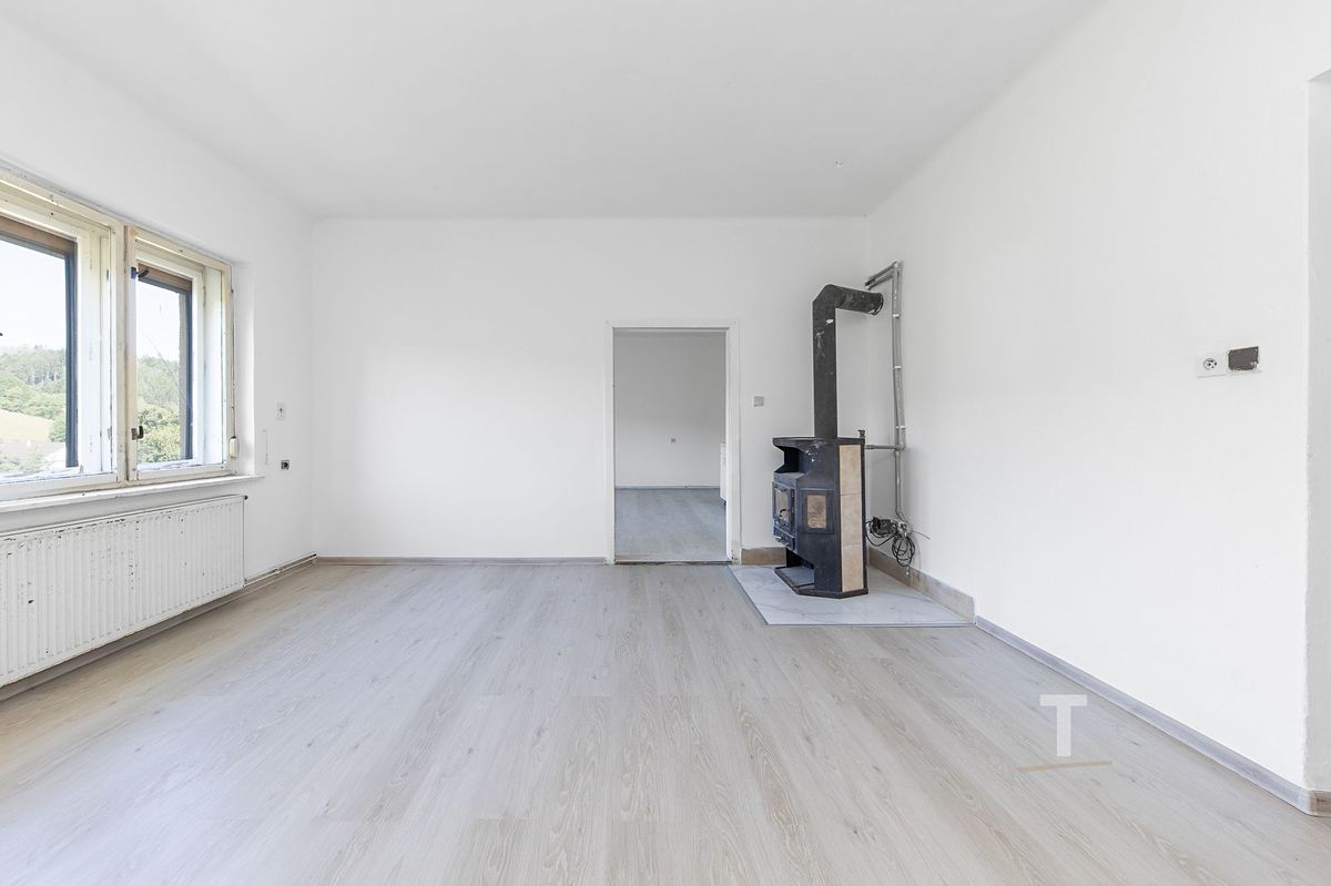 Prodej rodinného domu 133 m², pozemek 573 m² – fotografie 2