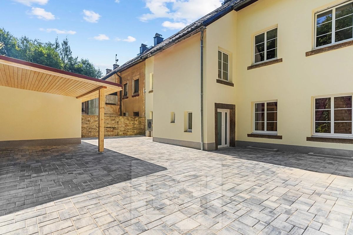 Pronájem bytu 1+kk 23 m² – fotografie 3