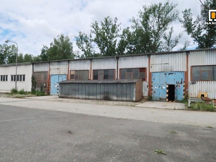 Pronájem komerčního prostoru, 748 m² (6 z 13)