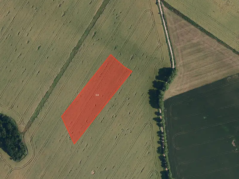 Prodej pole 13981 m², Babice – náhled fotky 1