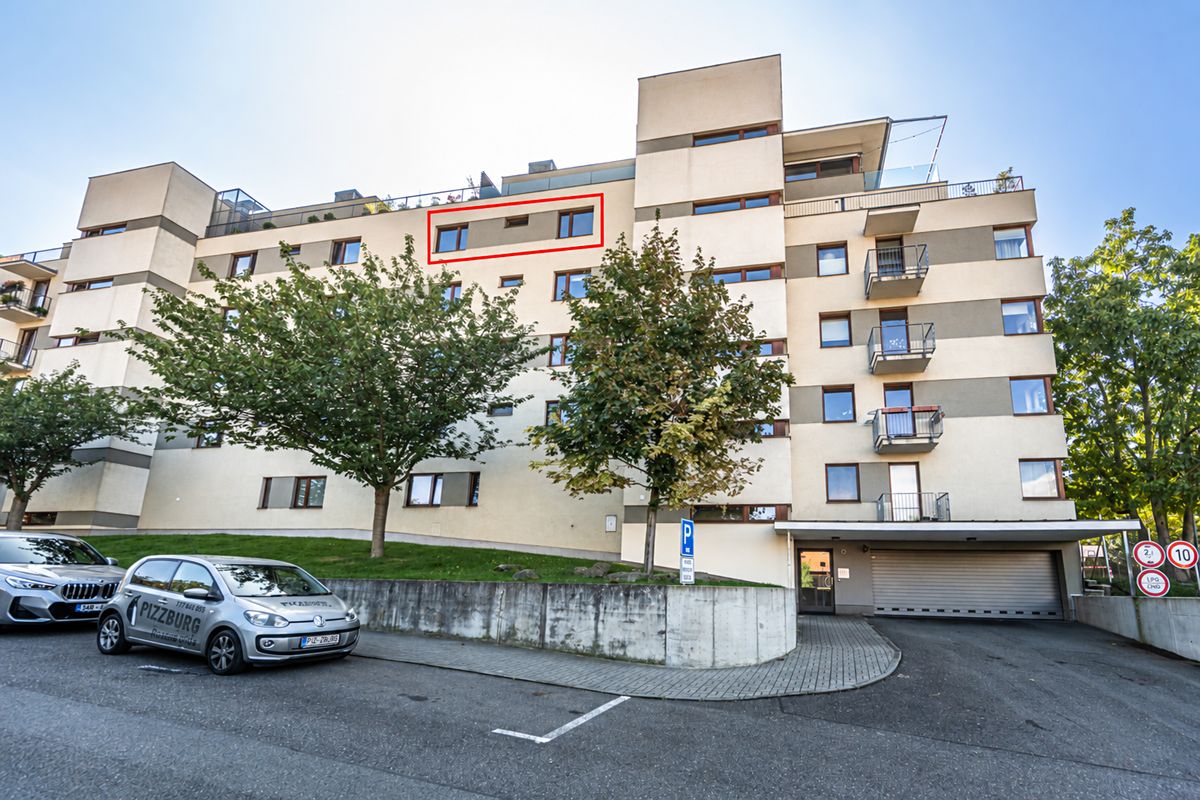 Pronájem bytu 3+kk 90 m² – fotografie 2