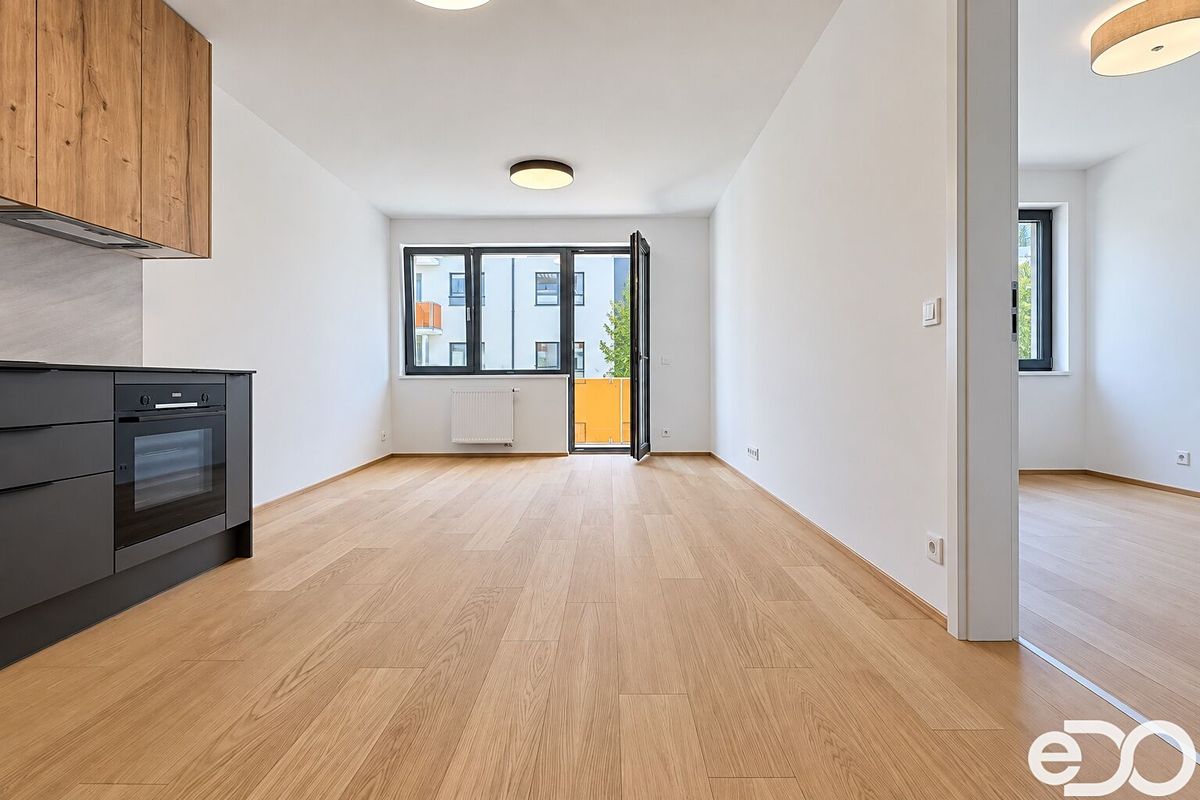 Pronájem bytu 2+kk 61 m²