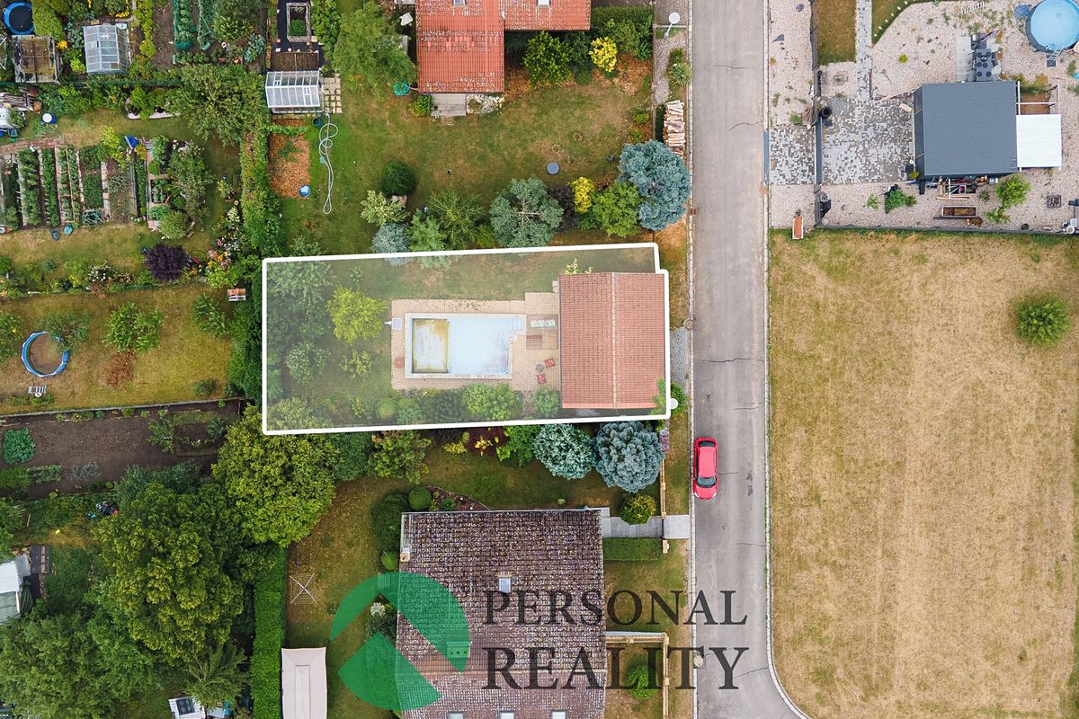 Prodej stavebního pozemku 340 m² – fotografie 3