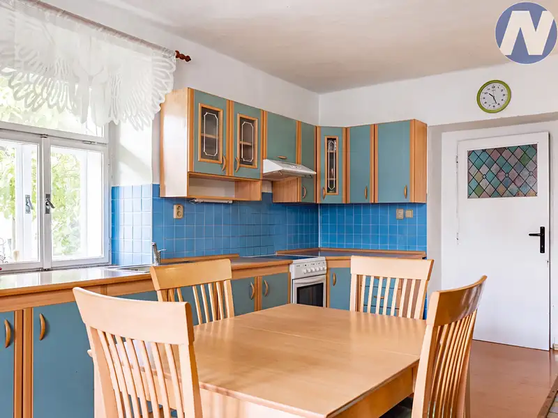 Prodej rodinného domu 172 m², pozemek 1212 m², Slabčice – náhled fotky 2