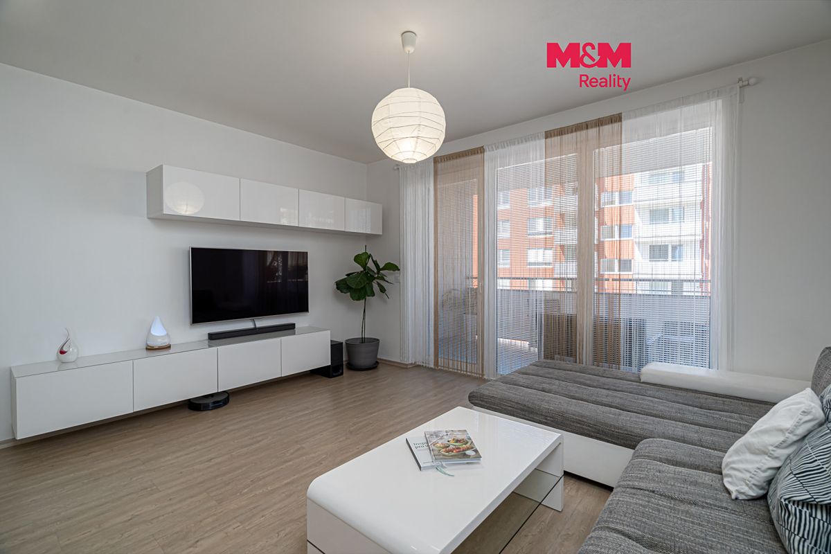 Pronájem bytu 3+kk 87 m²