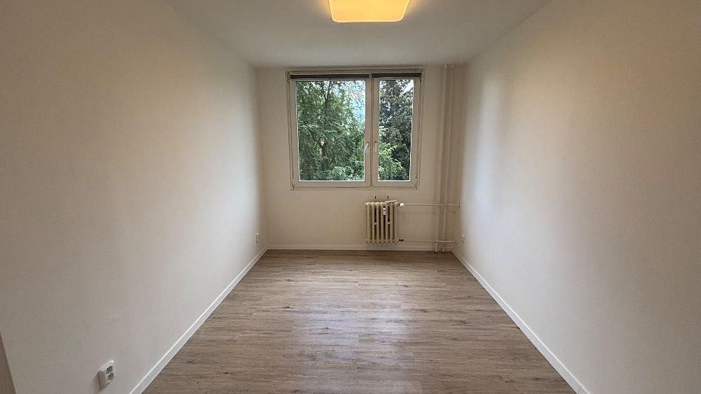 Pronájem bytu 2+kk 40 m² – fotografie 2